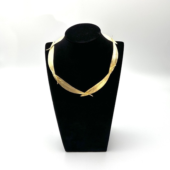Eucalyptus Leaf Gold Collar Necklace by Michael Michaud — Signed — NWOT - Picture 2 of 9